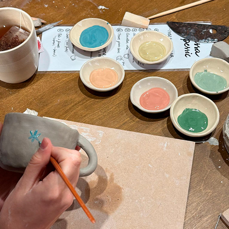 Taller Decora la teva tassa